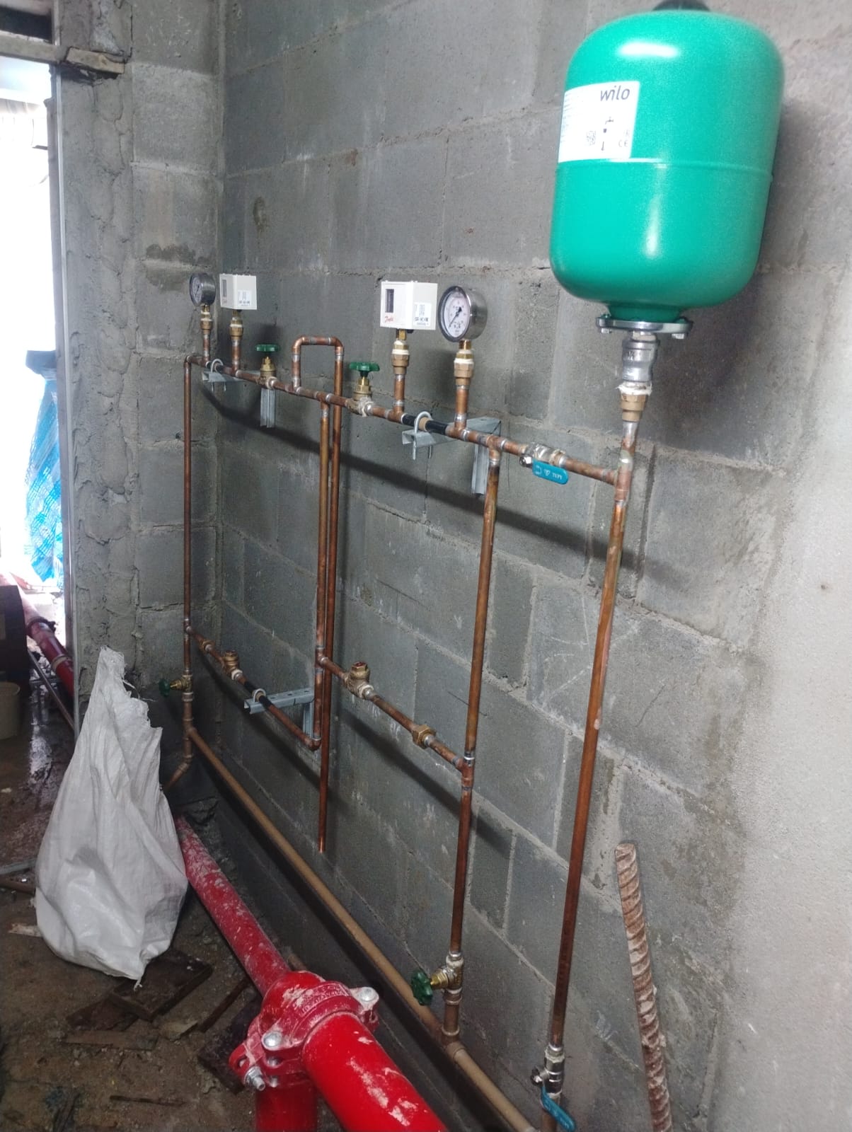 Pressurização de Rede Hidráulica